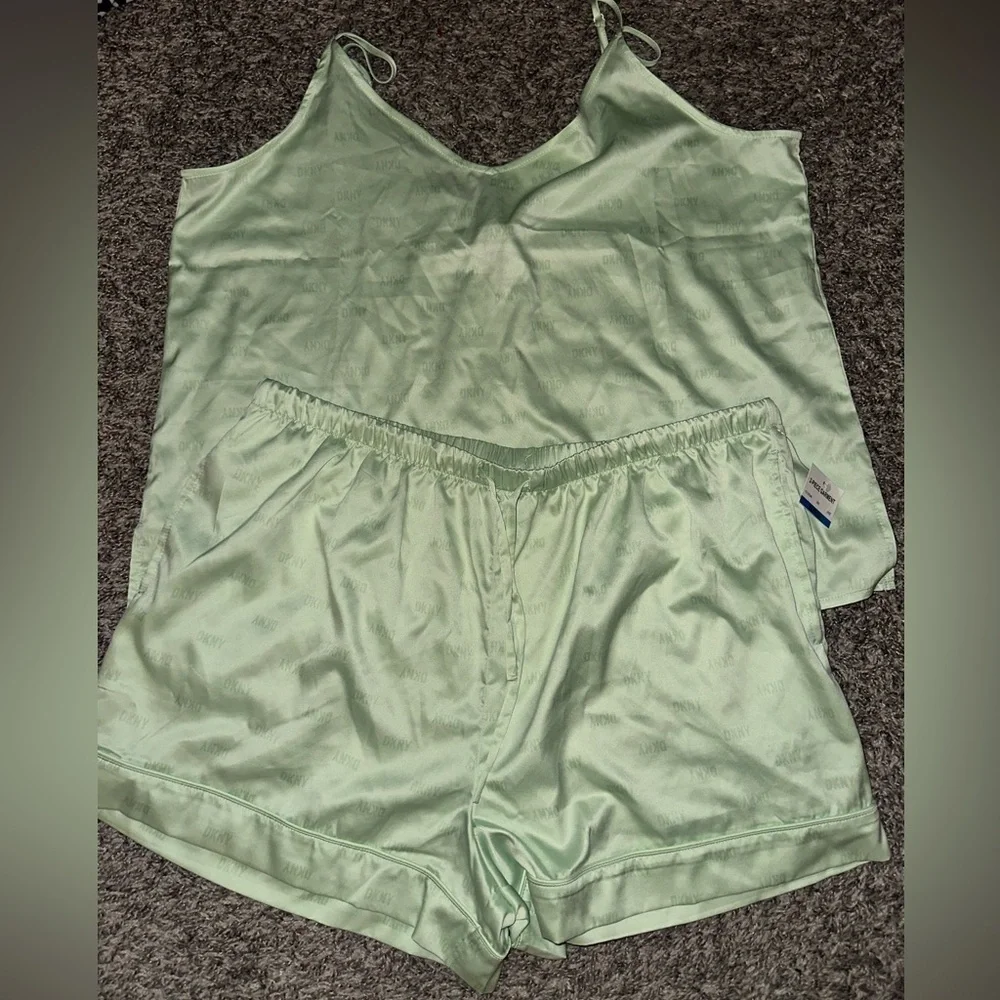 Women’s DKNY Mint Green Sexy Silky 2-Piece Short Tank Loungewear Set Size XL NWT